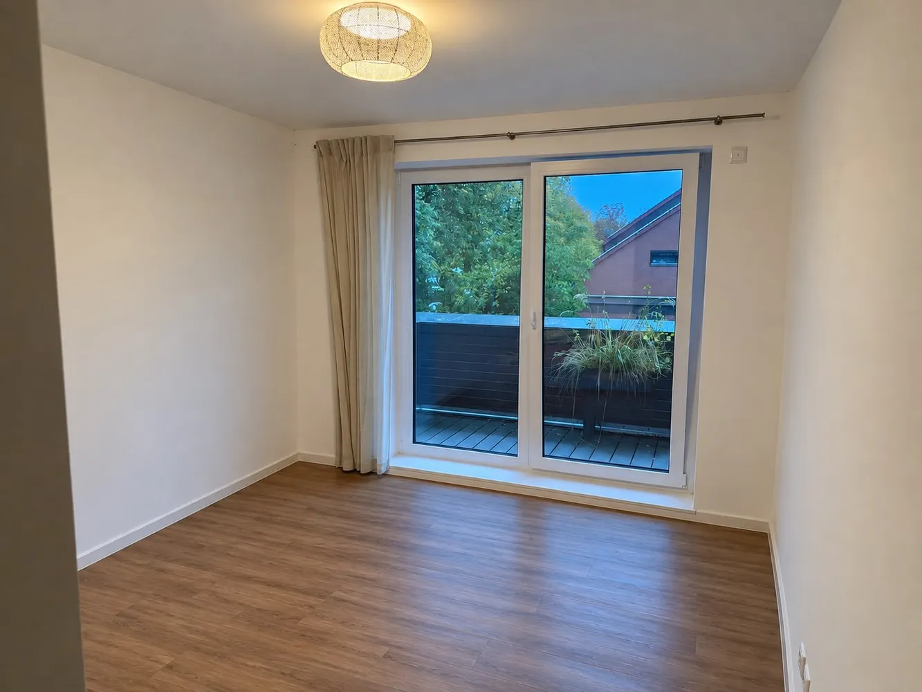 3 room apartment with 125 m² in Hanover – Photo 1