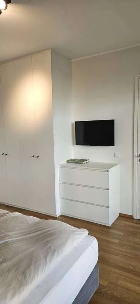 4 Zimmer Wohnung mit 140 m² in Düsseldorf – Bild 4