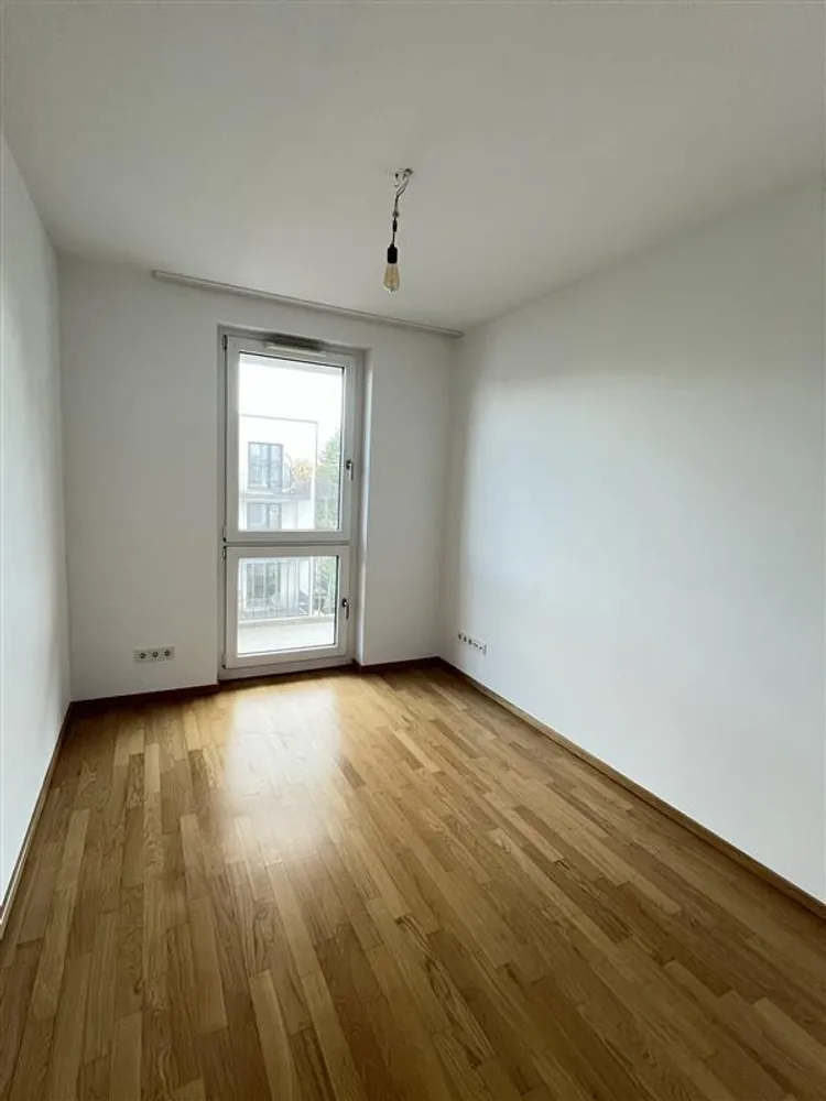 3 Zimmer Wohnung mit 95 m² in Hamburg – Bild 2