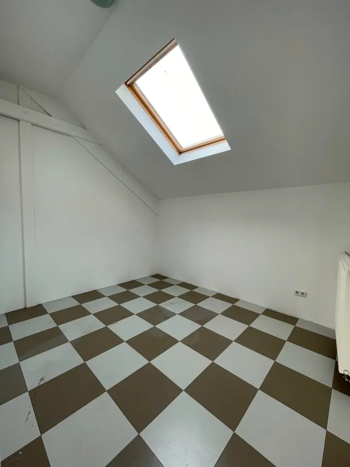 6 Zimmer Wohnung mit 280 m² in Iserlohn – Bild 2