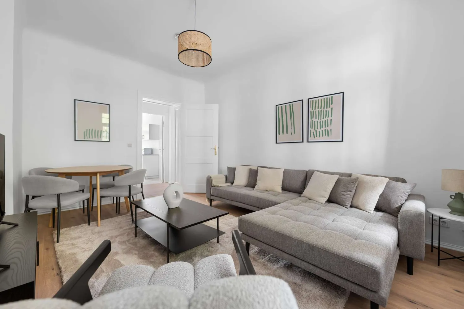 3 room apartment with 96 m² in Berlin – Photo 2