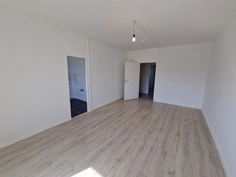 3 Zimmer Wohnung mit 70 m² in Rathenow – Bild 1