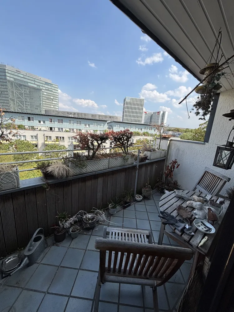4 Zimmer Wohnung mit 72 m² in Düsseldorf – Bild 8