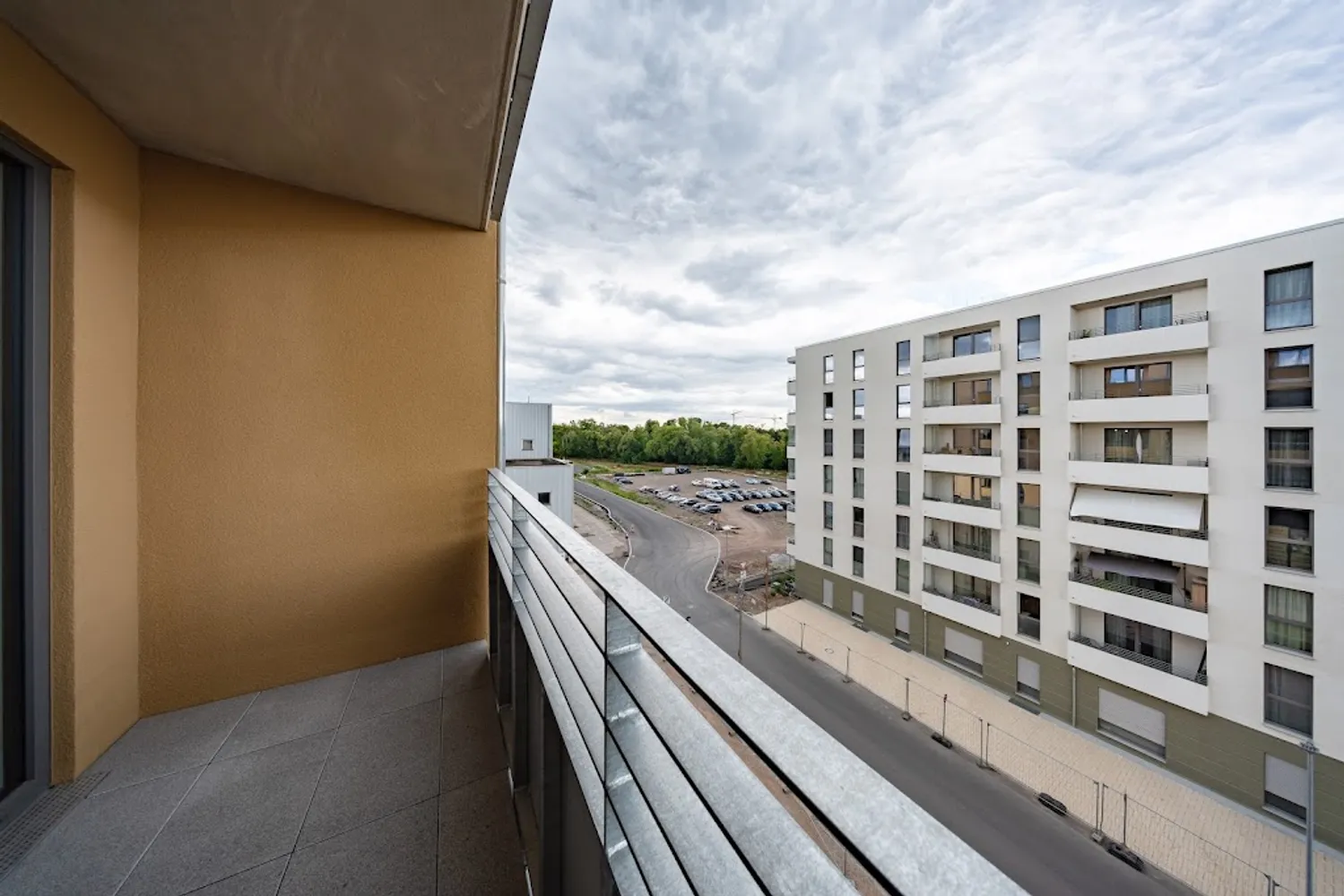 5 room apartment with 102 m² in Berlin – Photo 2