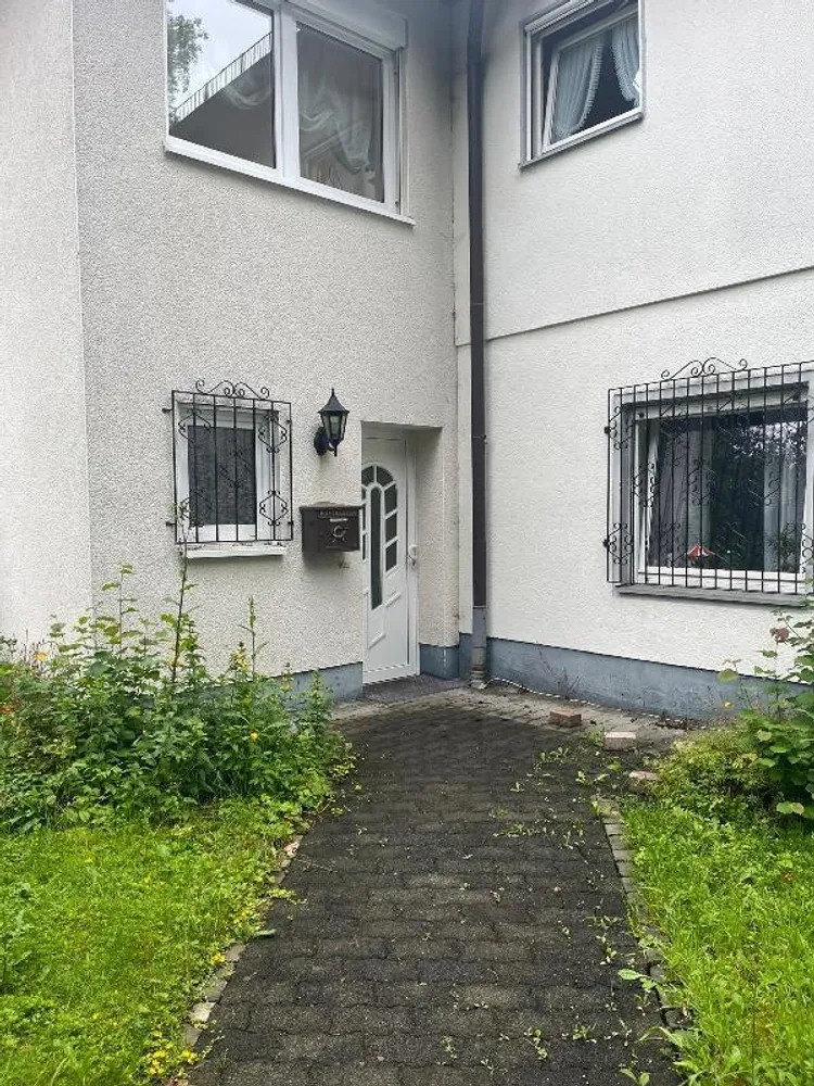 2 Zimmer Wohnung mit 80 m² in Siegen – Bild 4