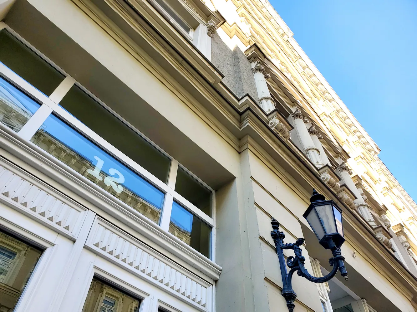 2 Zimmer Wohnung mit 38 m² in Halle (Saale) – Bild 1