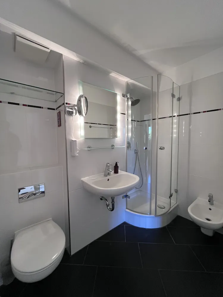 5 Zimmer Wohnung mit 100 m² in München – Bild 7