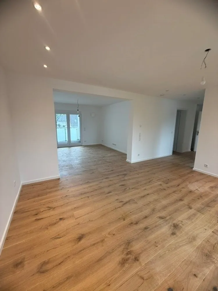 2 Zimmer Wohnung mit 66 m² in Solingen – Bild 9