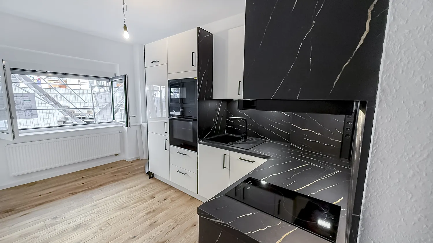 2 Zimmer Wohnung mit 30 m² in Köln – Bild 1