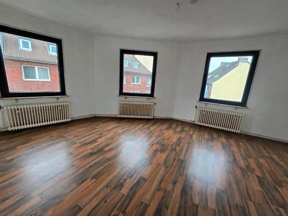 4 Zimmer Wohnung mit 82 m² in Duisburg – Bild 1