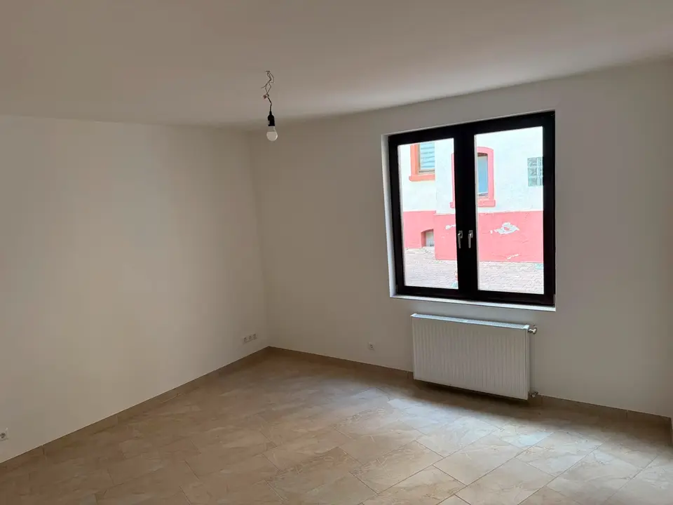 2 Zimmer Wohnung mit 64 m² in Wiesbaden – Bild 2