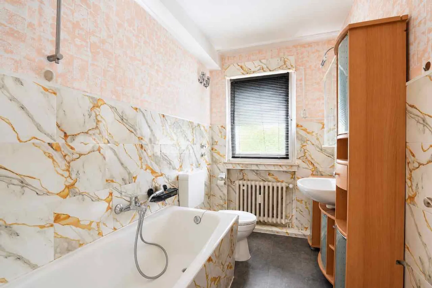2 Zimmer Wohnung mit 75 m² in Köln – Bild 9