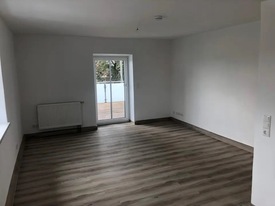 4 Zimmer Wohnung mit 81 m² in Deggendorf – Bild 1