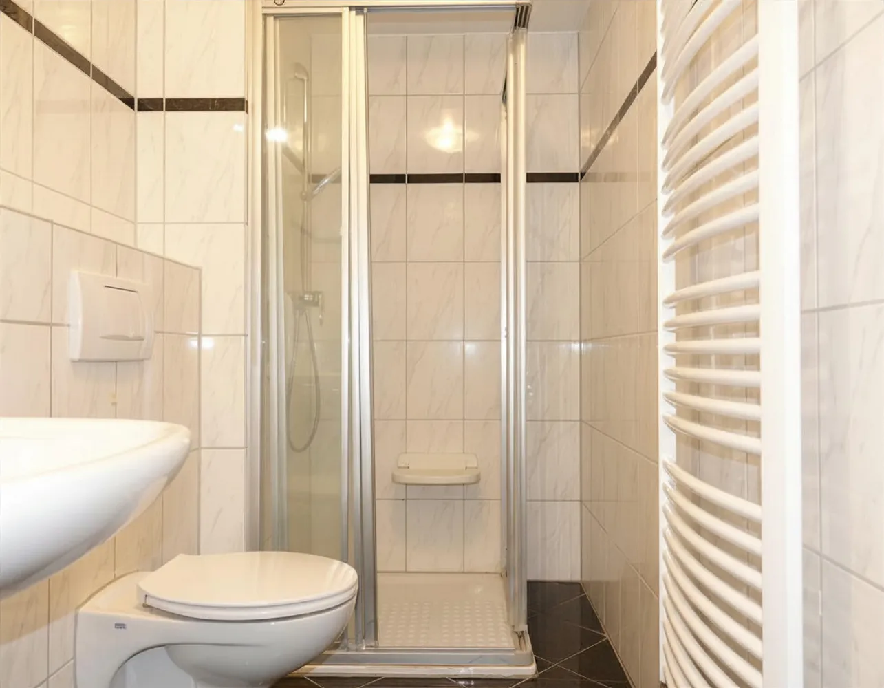 2 Zimmer Wohnung mit 60 m² in Krefeld – Bild 11