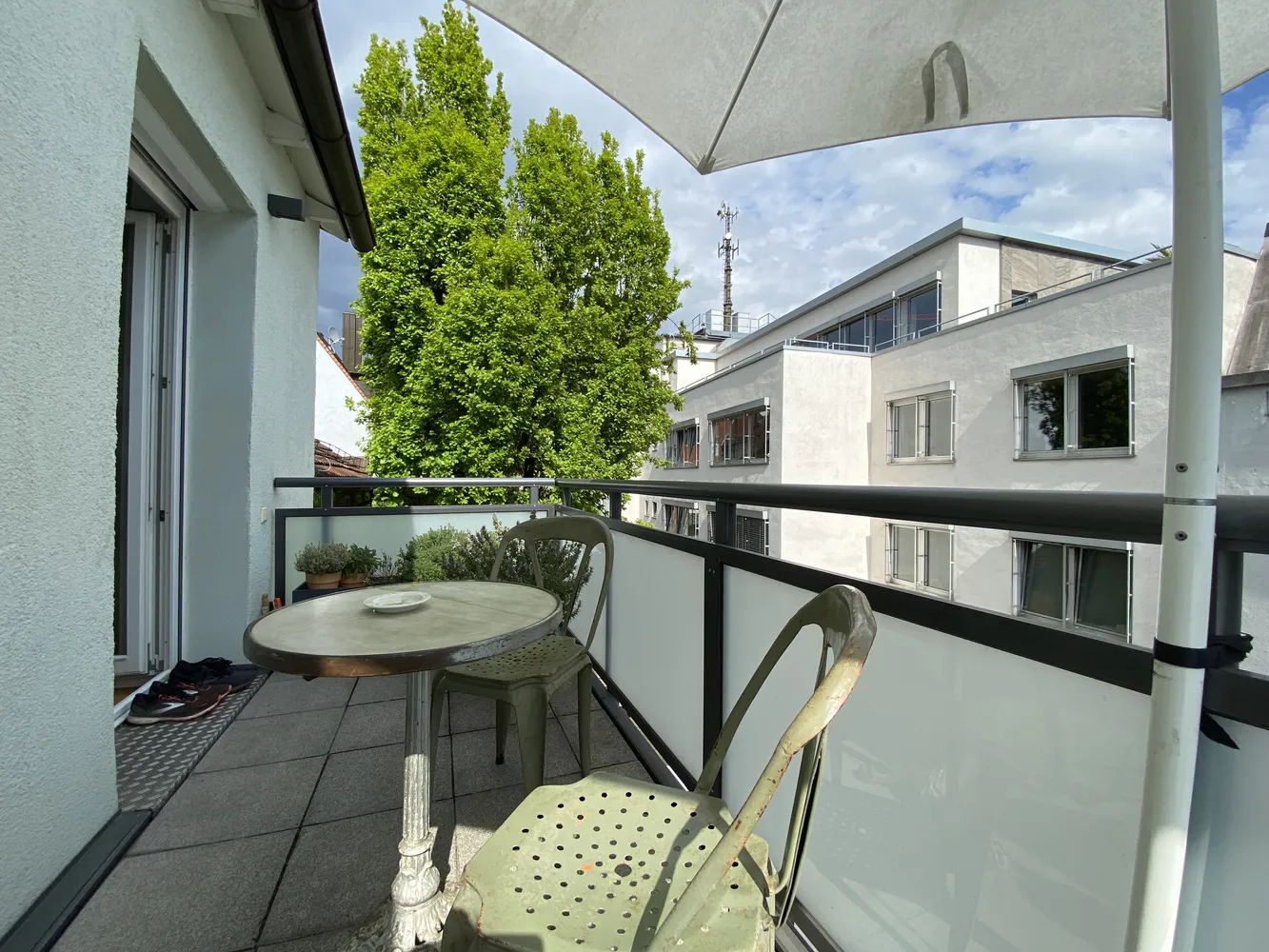 2 Zimmer Wohnung mit 63 m² in Stuttgart – Bild 1
