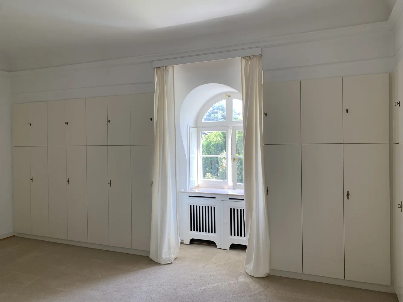 6 Zimmer Wohnung mit 232 m² in Wiesbaden – Bild 8