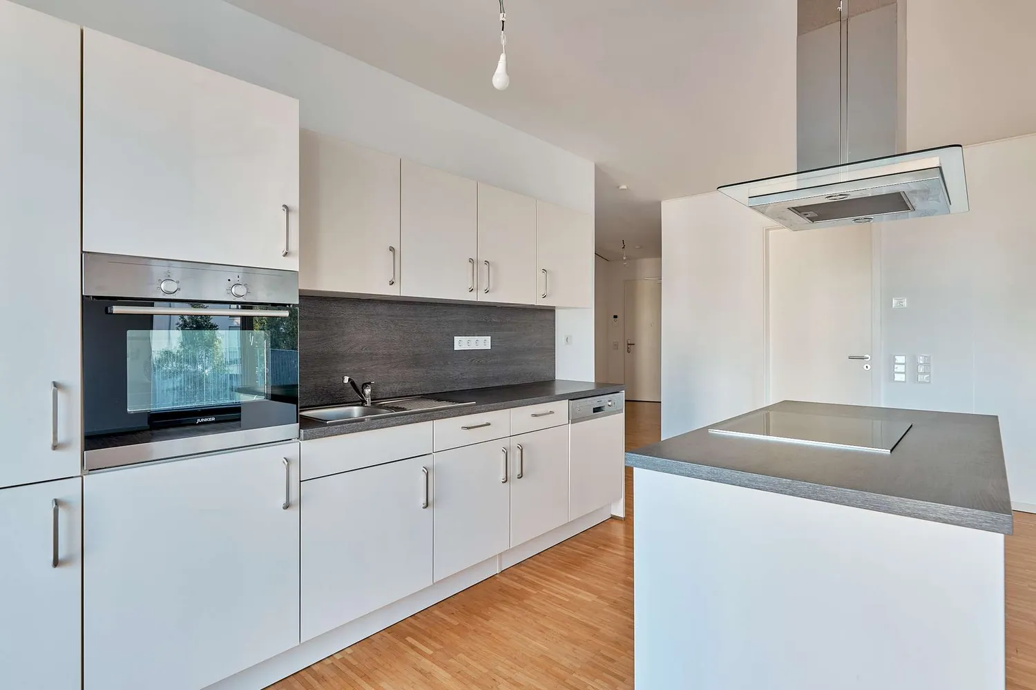 2 room apartment with 87 m² in Frankfurt am Main – Photo 10