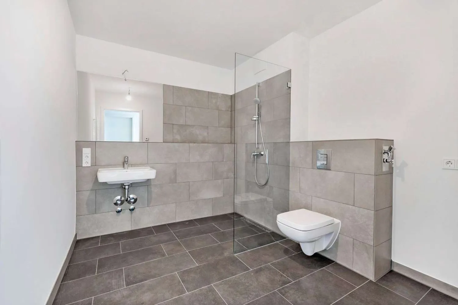 3 Zimmer Wohnung mit 90 m² in Berlin – Bild 4