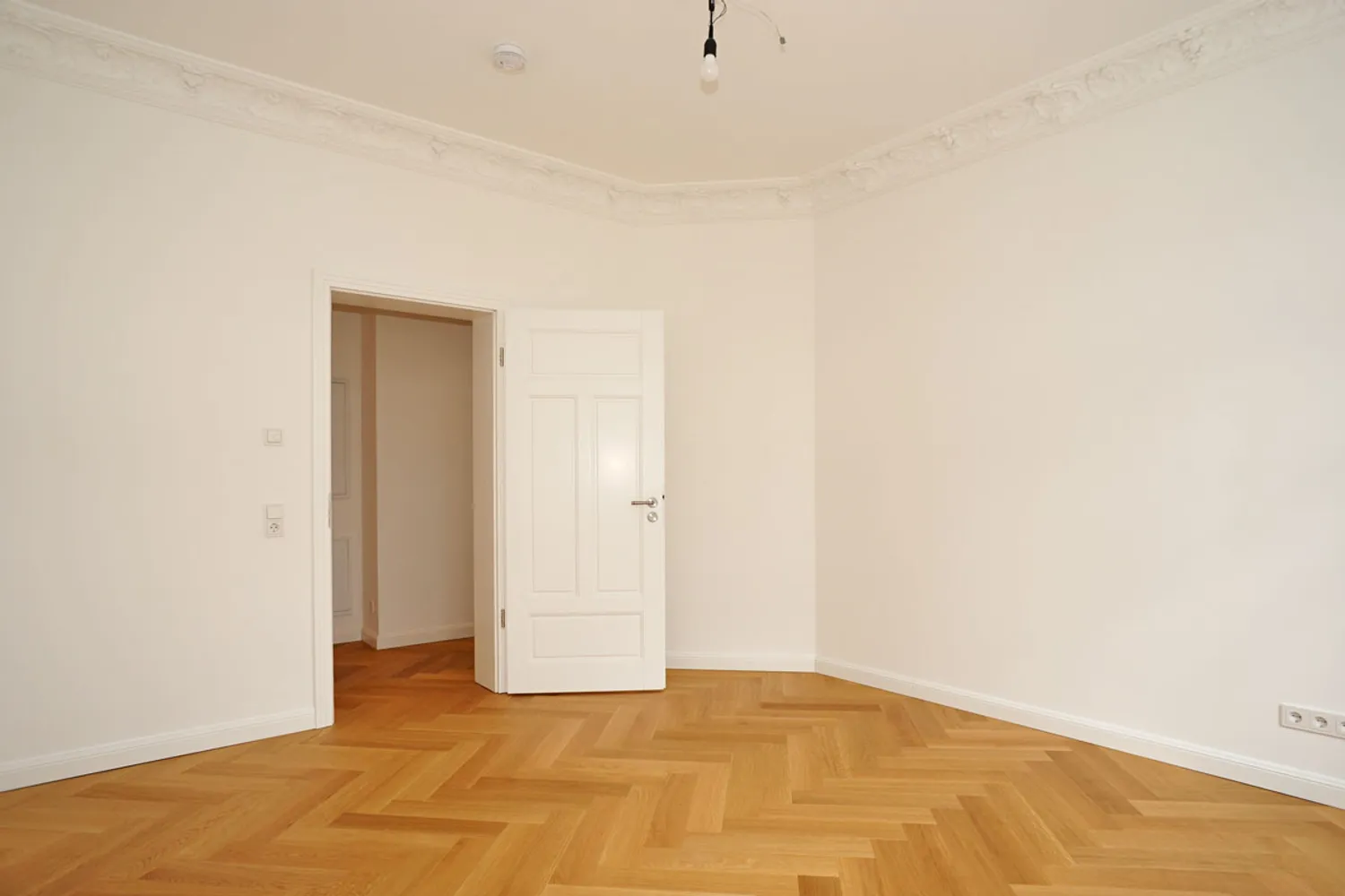 4 Zimmer Wohnung mit 100 m² in Dresden – Bild 8