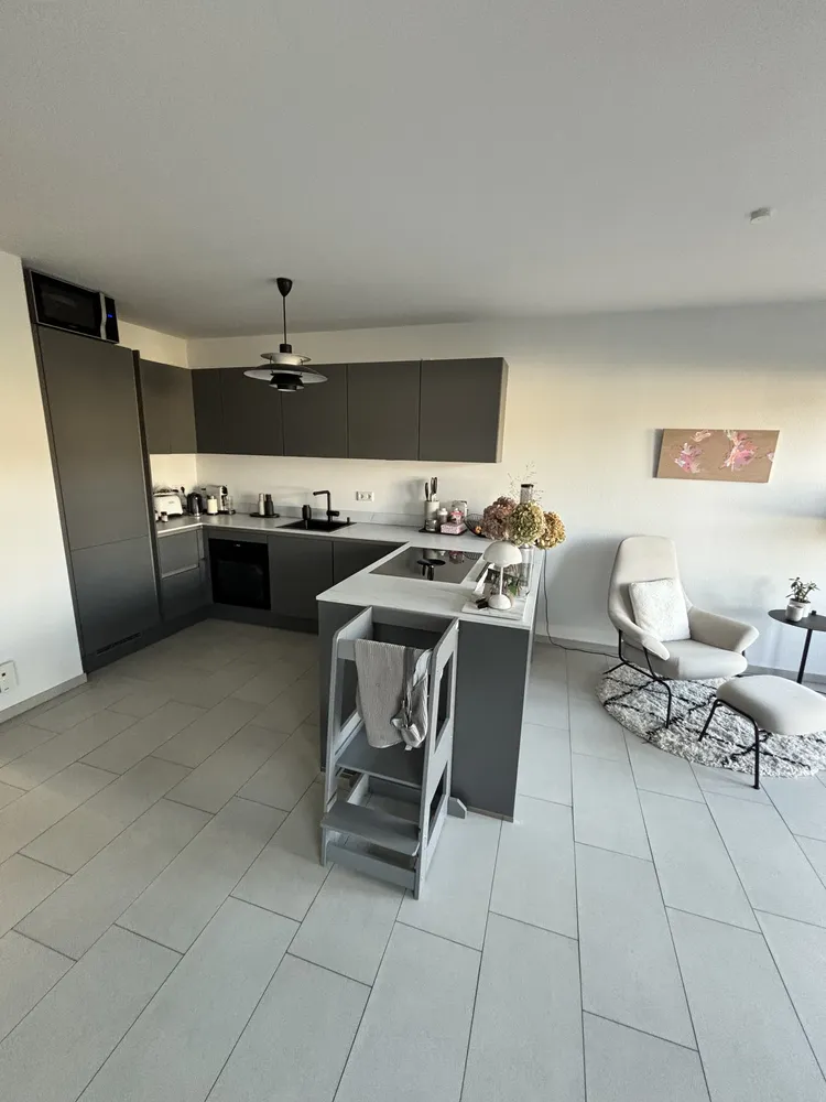 3 Zimmer Wohnung mit 110 m² in Düsseldorf – Bild 1
