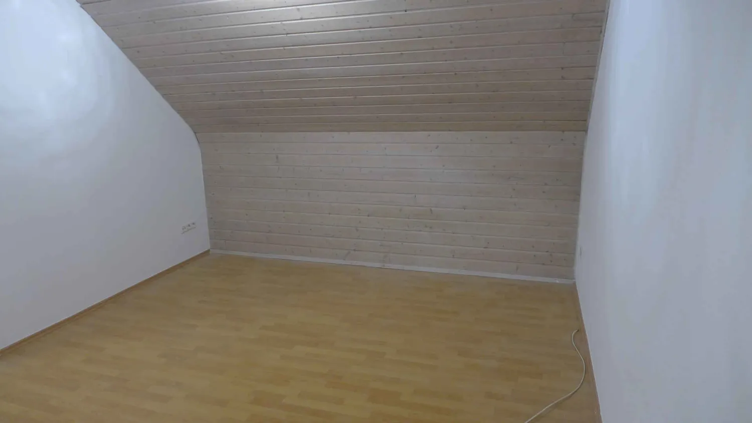 1 Zimmer Wohnung mit 30 m² in Stuttgart – Bild 2