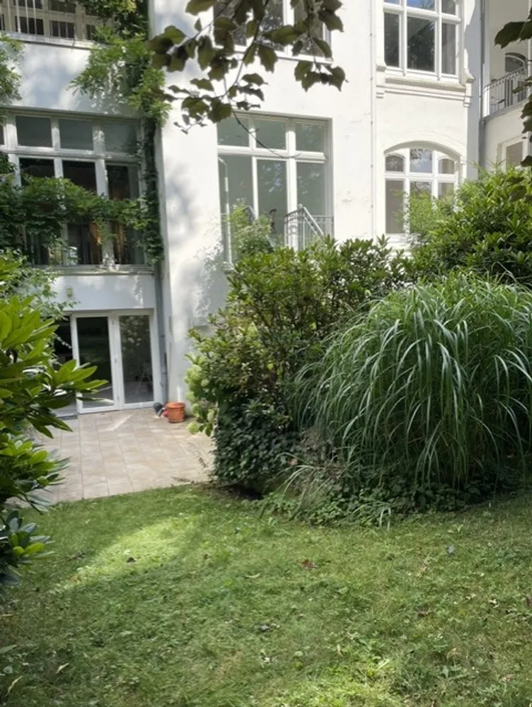 5 Zimmer Wohnung mit 188 m² in Hamburg – Bild 2