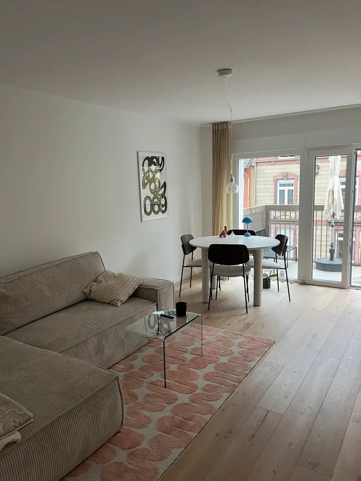 WG-Zimmer mit 53 m² in Frankfurt am Main – Bild 1