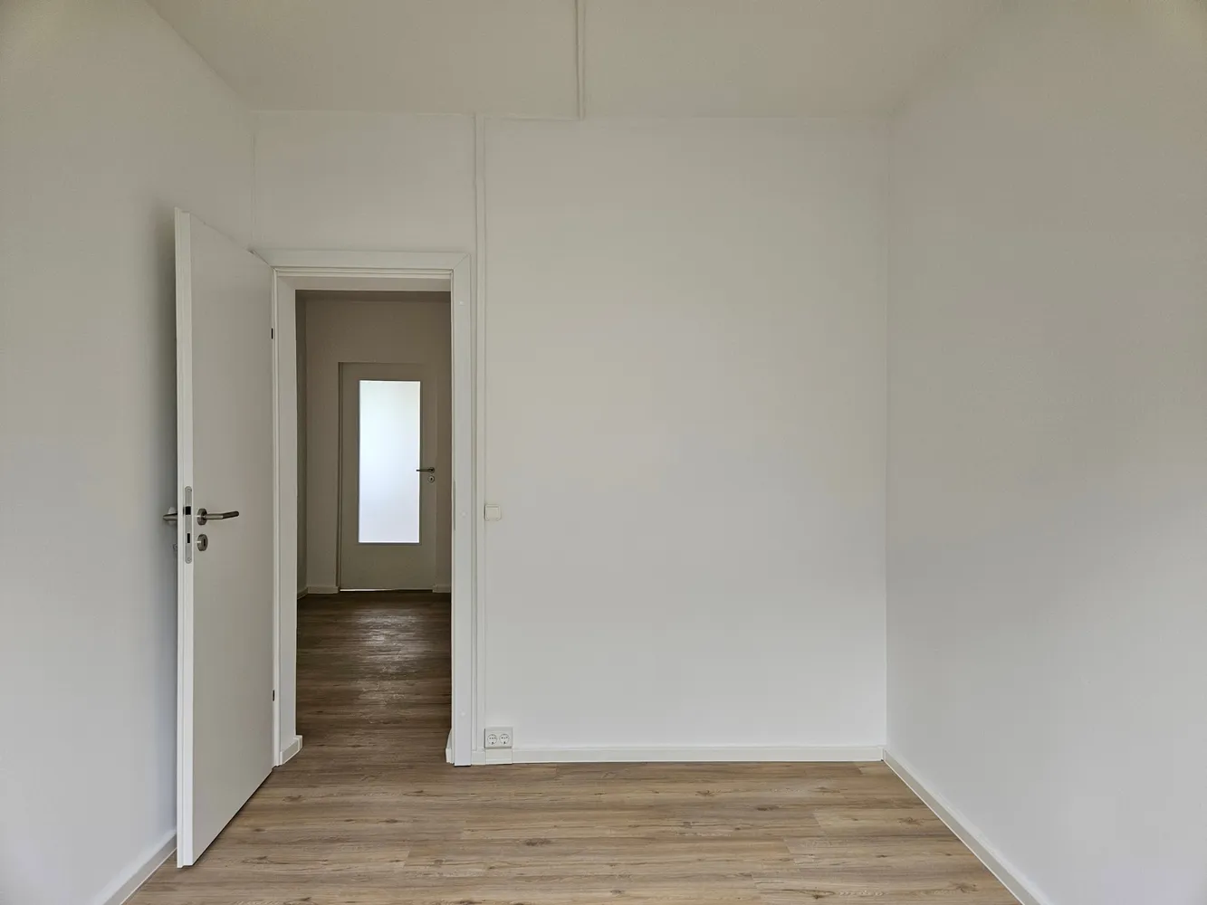 6 Zimmer Wohnung mit 112 m² in Halle (Saale) – Bild 6