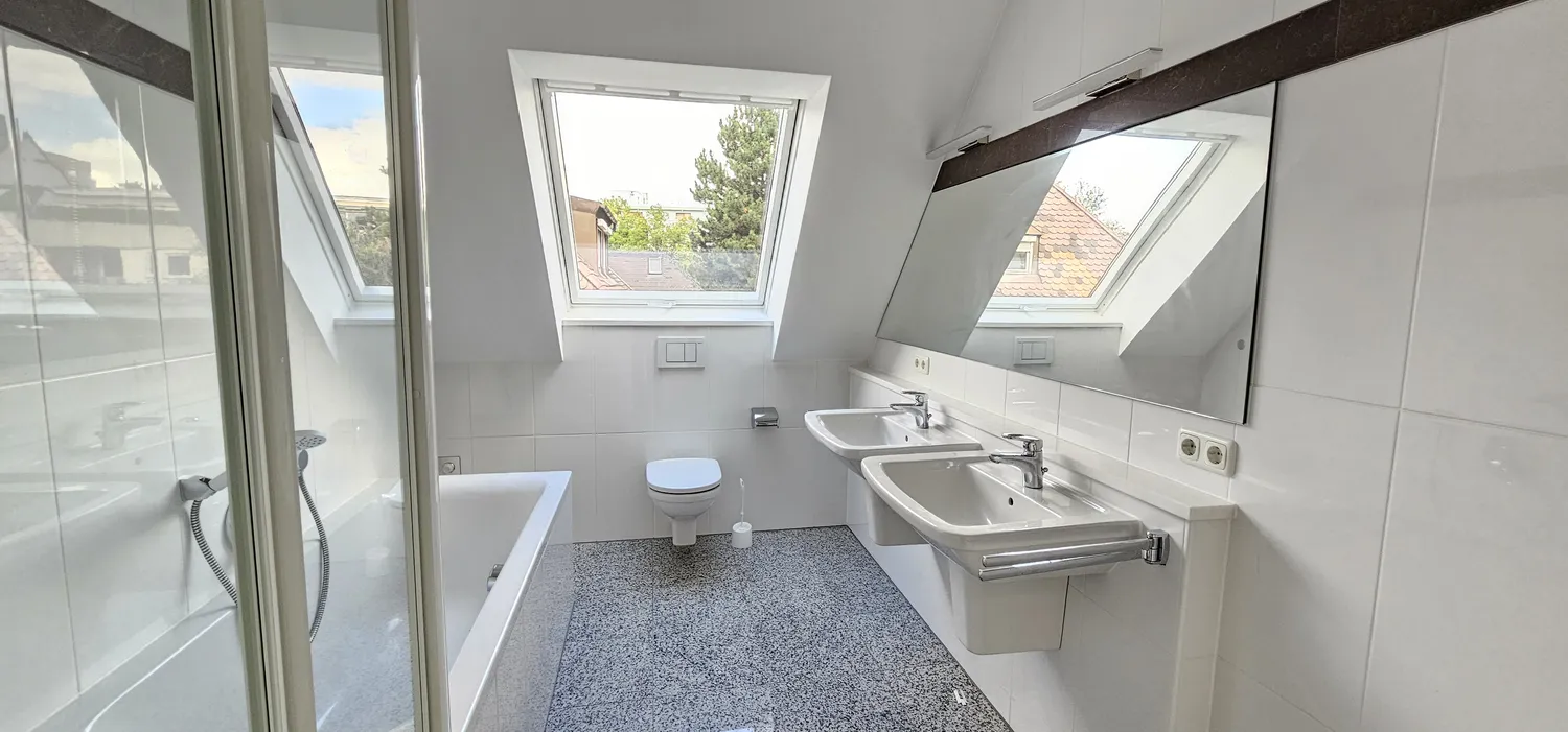 5 room apartment with 145 m² in Munich – Photo 9