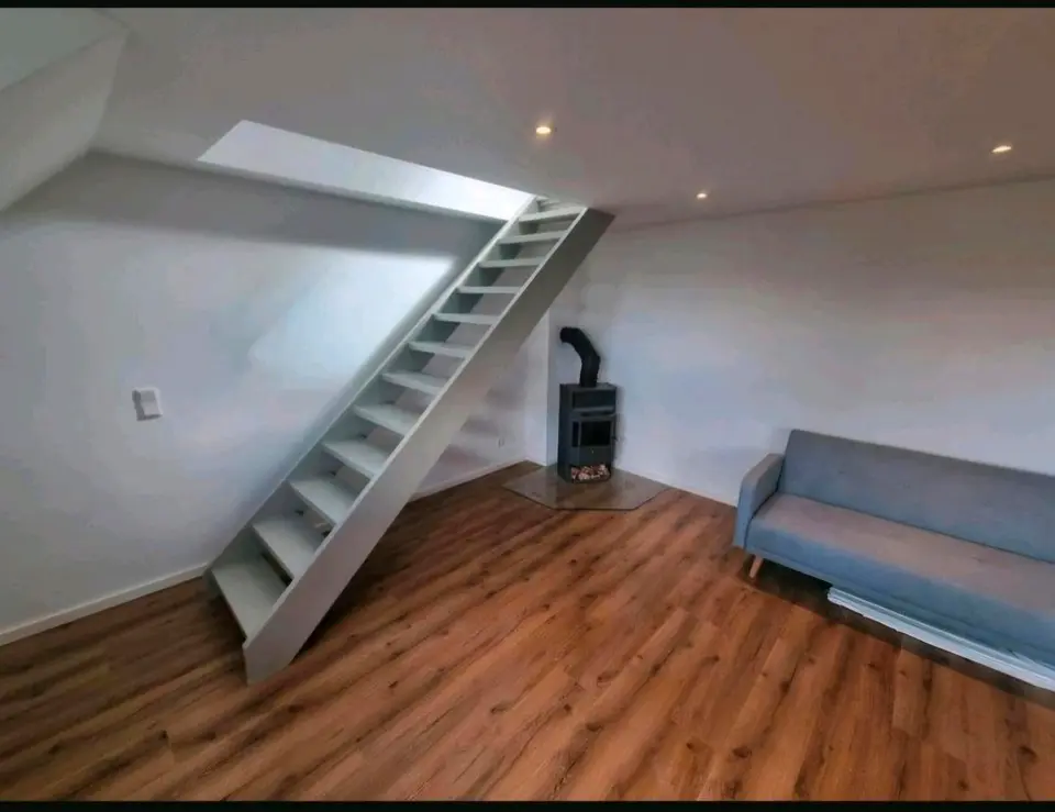 2 Zimmer Wohnung mit 80 m² in Wuppertal – Bild 2