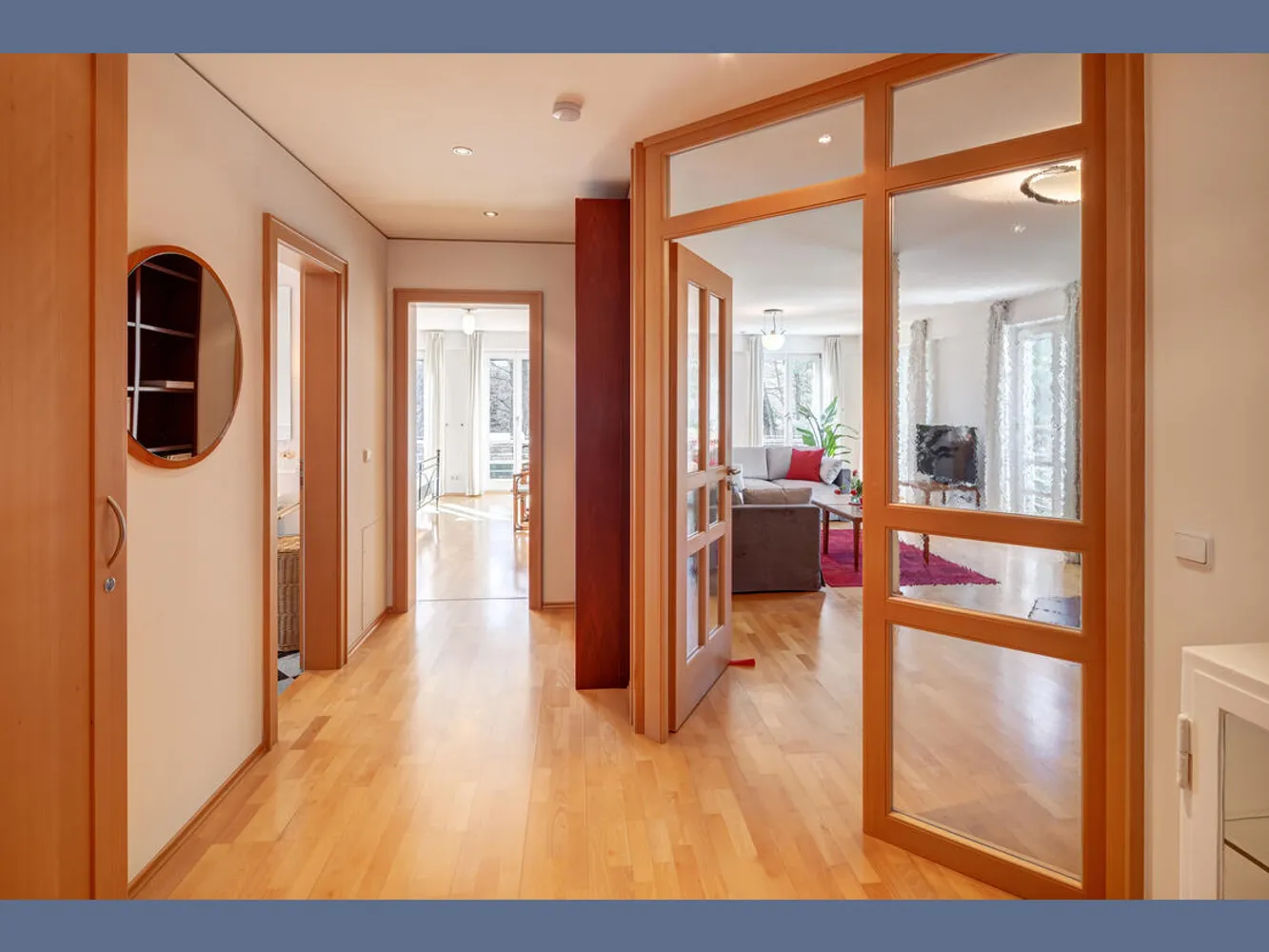 2 Zimmer Wohnung mit 100 m² in München – Bild 11