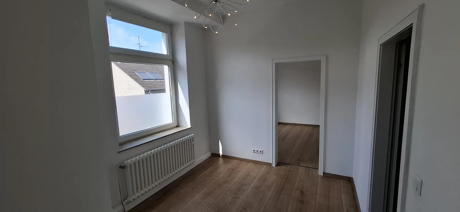 4 Zimmer Wohnung mit 100 m² in Duisburg – Bild 6