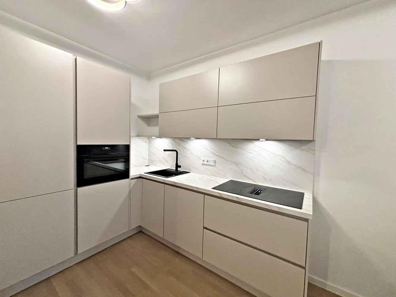 2 Zimmer Wohnung mit 52 m² in Düsseldorf – Bild 4