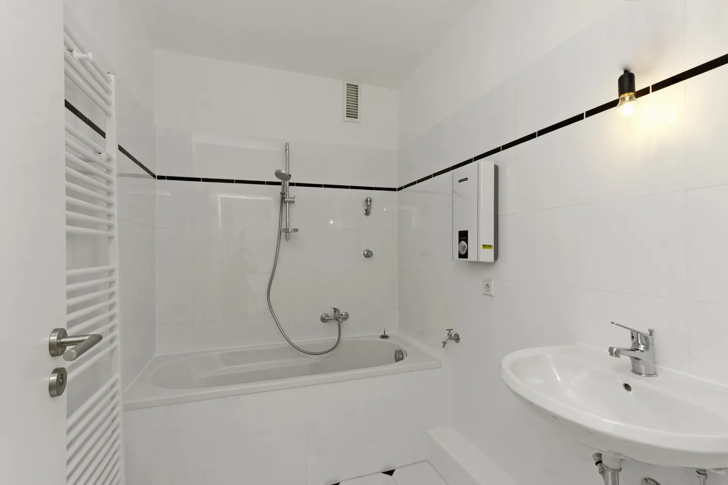 1 room apartment with 40 m² in Hagen – Photo 6