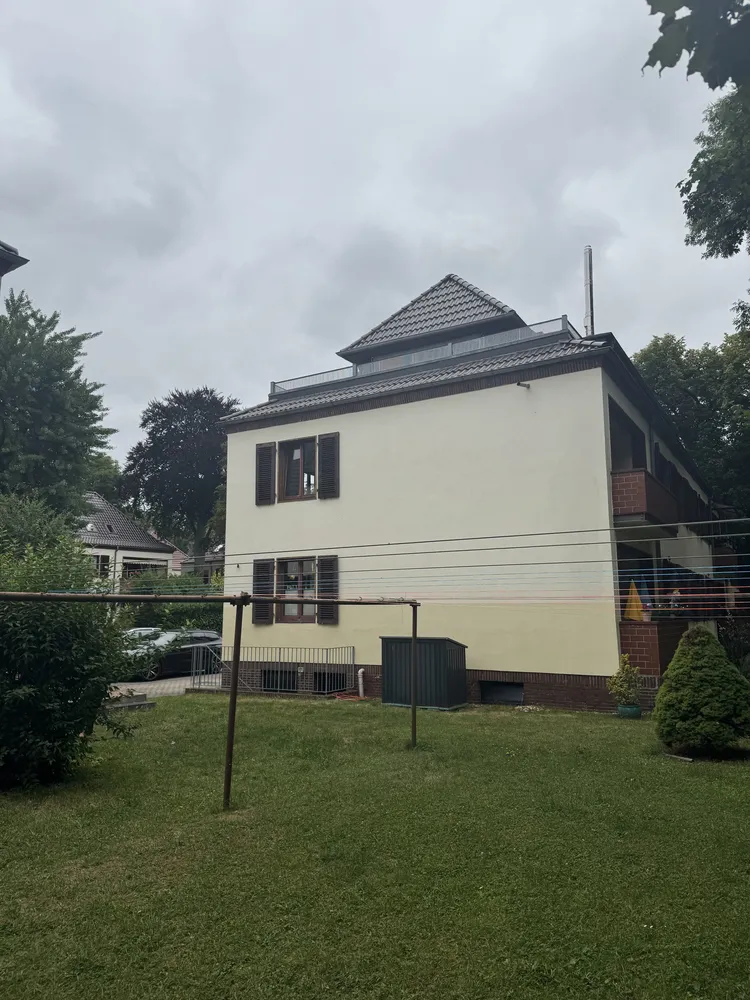 4 Zimmer Wohnung mit 153 m² in Magdeburg – Bild 2