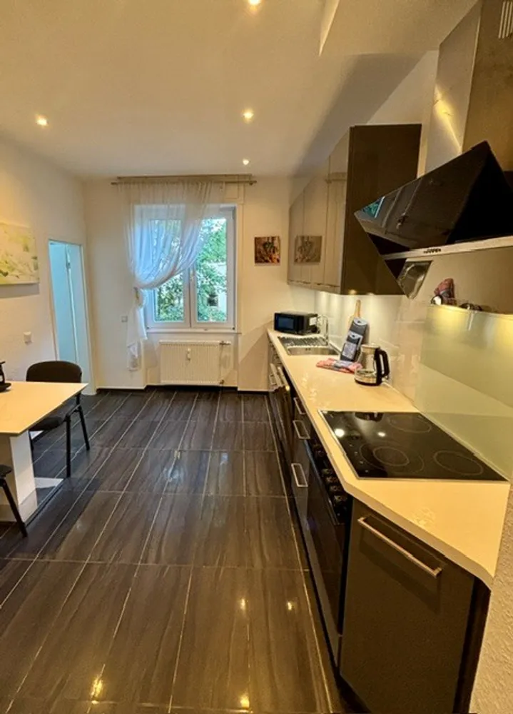 4 Zimmer Wohnung mit 123 m² in Frankfurt am Main – Bild 5