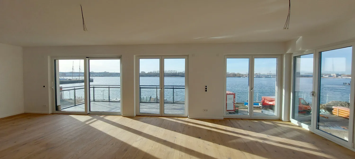 4 Zimmer Wohnung mit 162 m² in Rostock – Bild 1