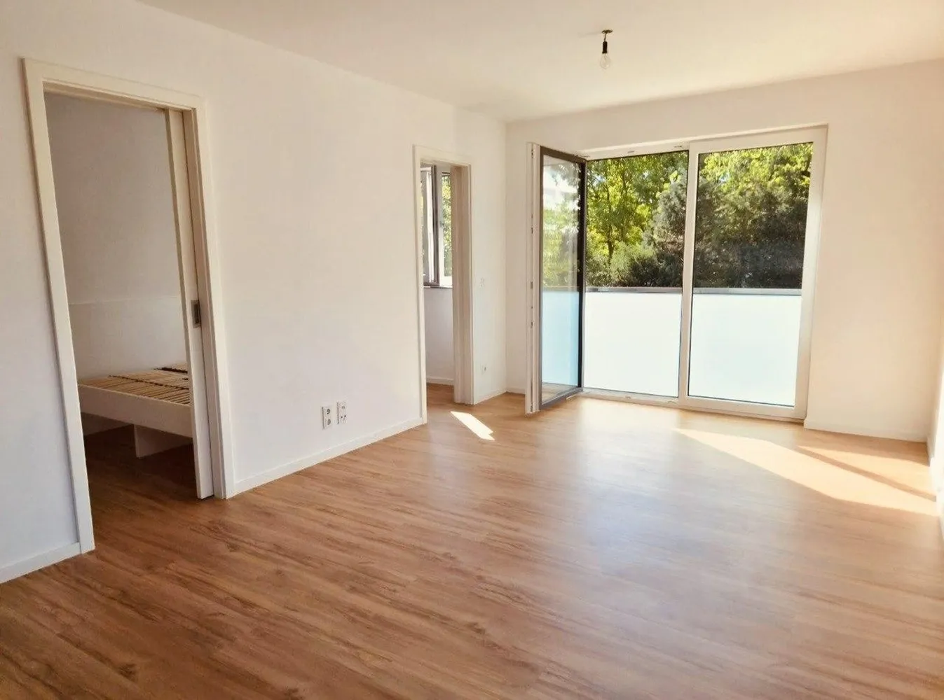 2 room apartment with 42 m² in Munich – Photo 2