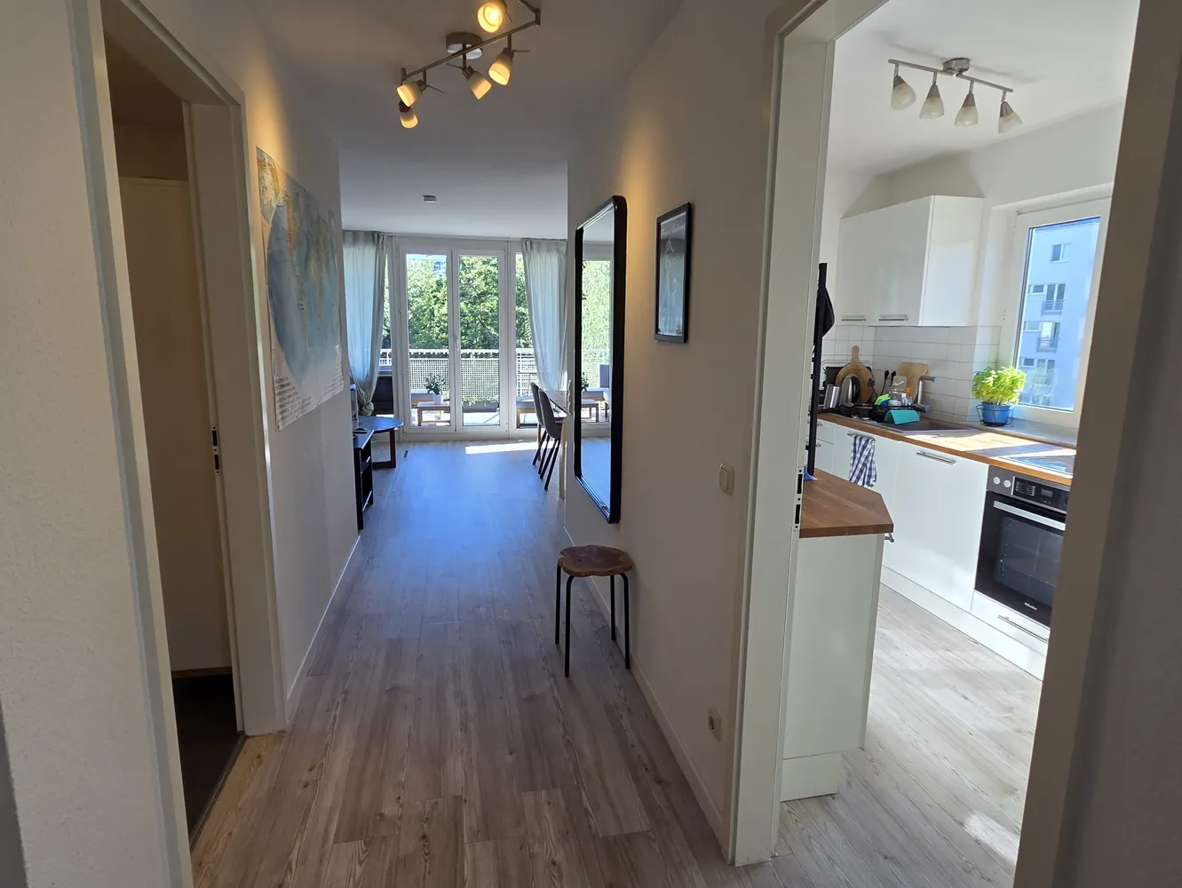 2 Zimmer Wohnung mit 70 m² in Köln – Bild 4