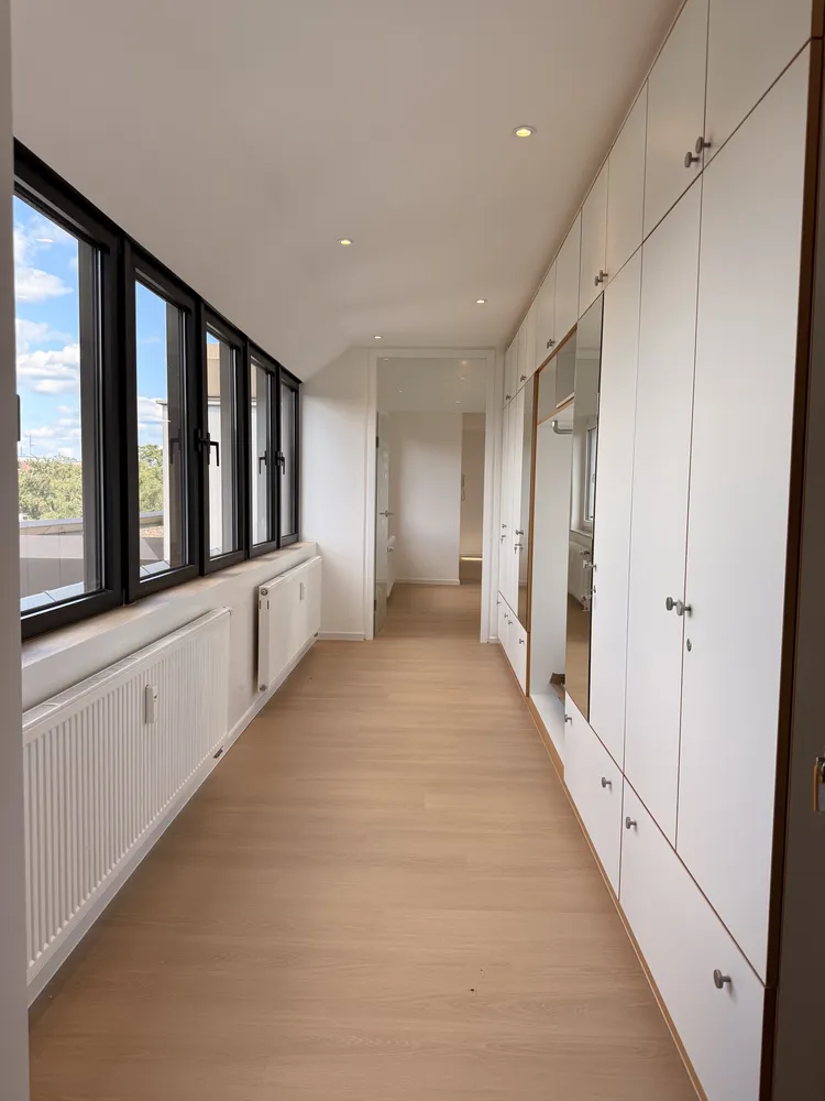 5 Zimmer Wohnung mit 129 m² in Langenhagen – Bild 2