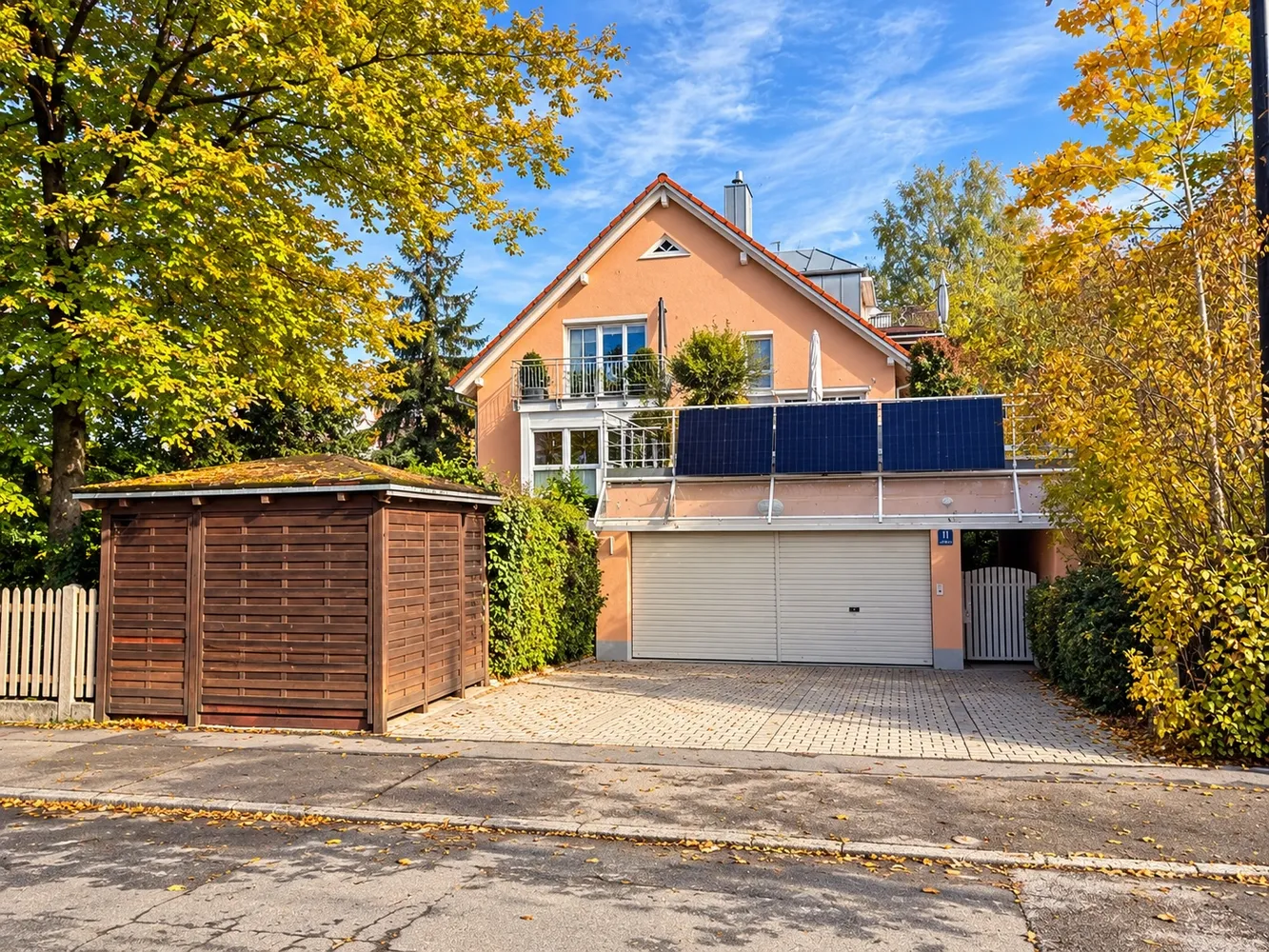 4 Zimmer Wohnung mit 107 m² in München – Bild 2