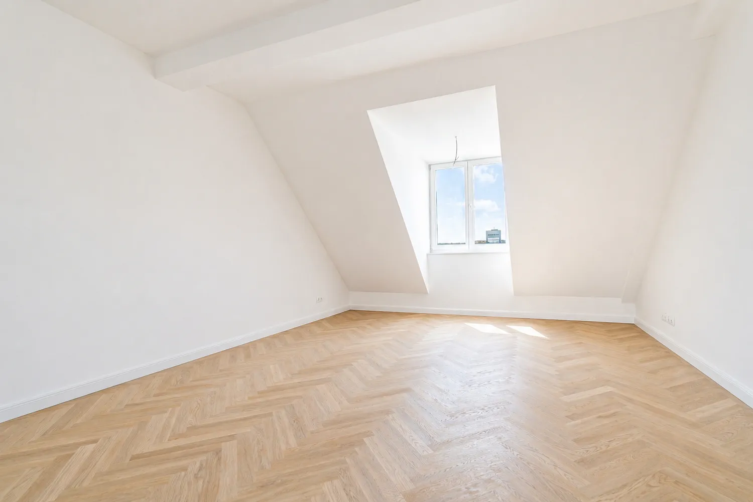 4 Zimmer Wohnung mit 150 m² in Berlin – Bild 8