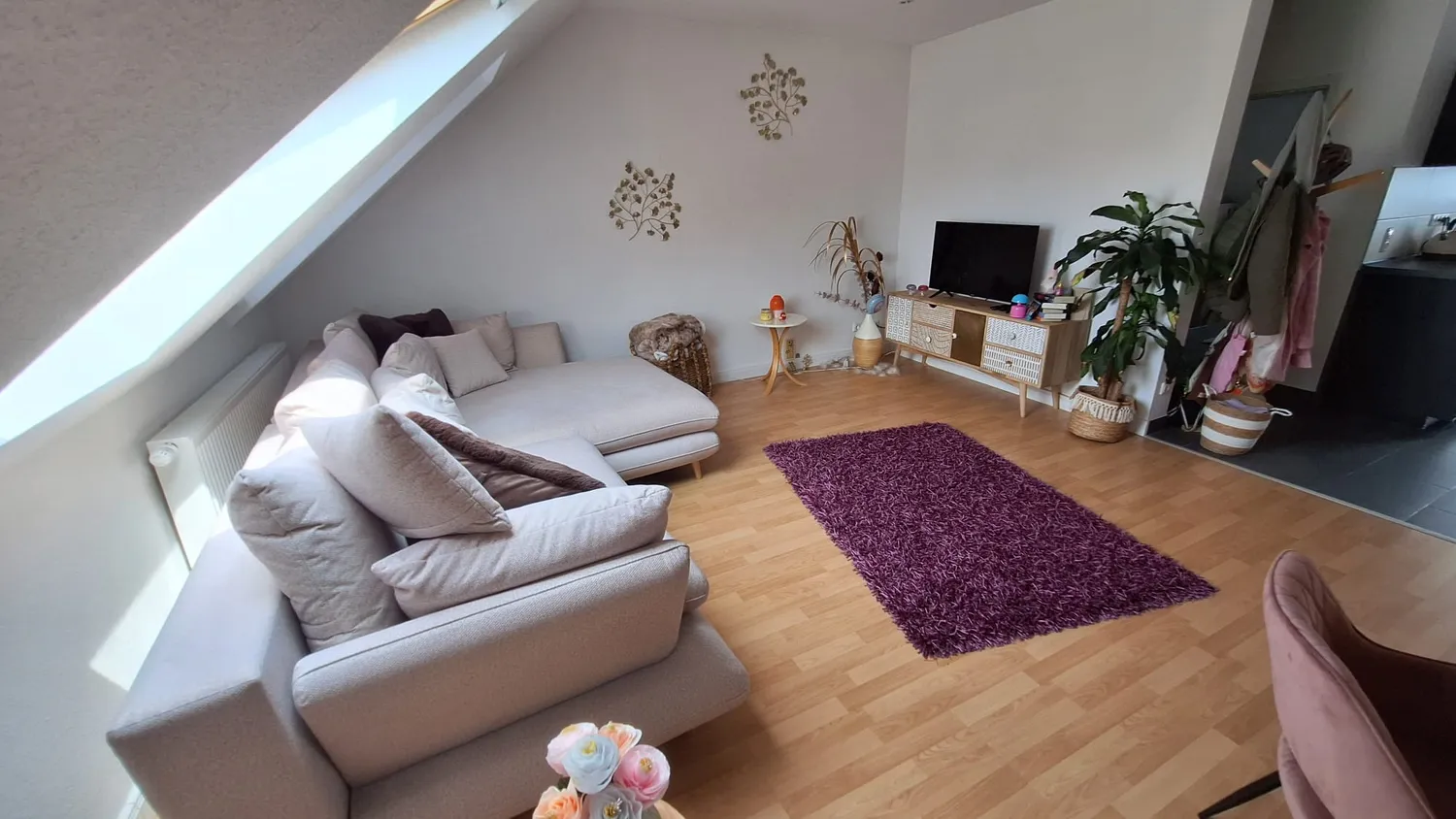 3 Zimmer Wohnung mit 75 m² in Wiesbaden – Bild 1