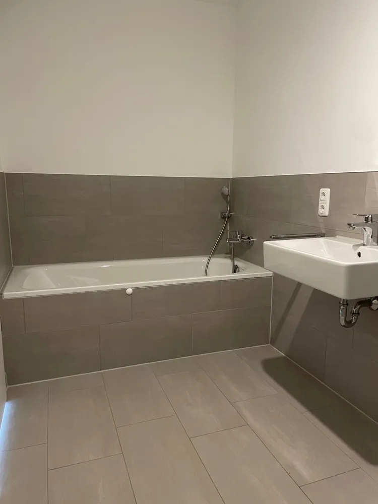 2 Zimmer Wohnung mit 66 m² in Potsdam – Bild 2