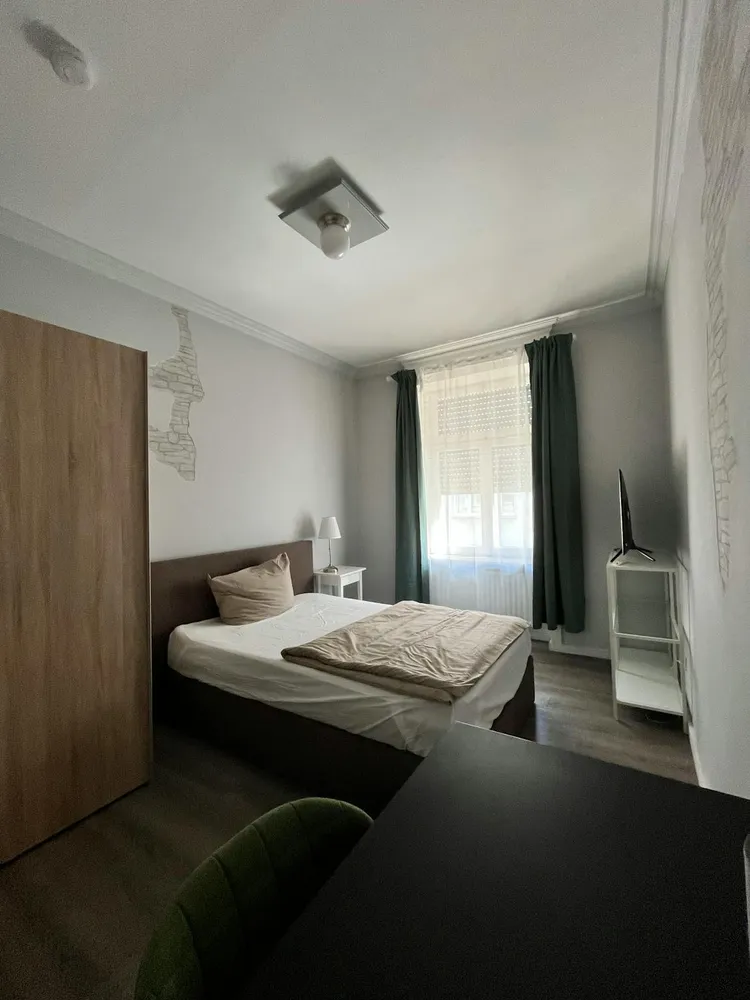 WG-Zimmer mit 14 m² in Frankfurt am Main – Bild 1
