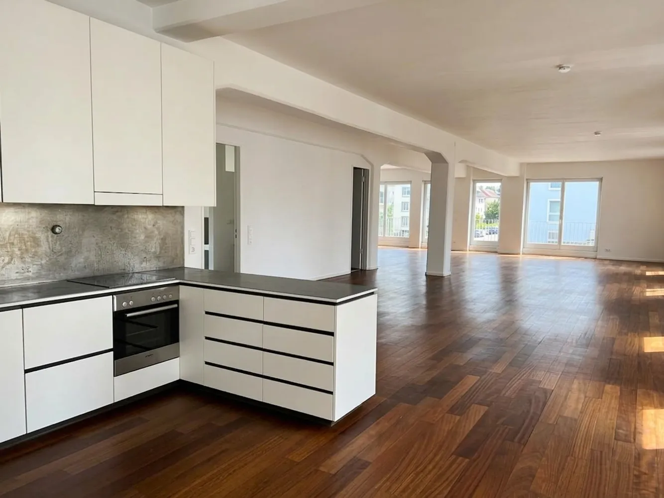 2 Zimmer Wohnung mit 230 m² in Berlin – Bild 6