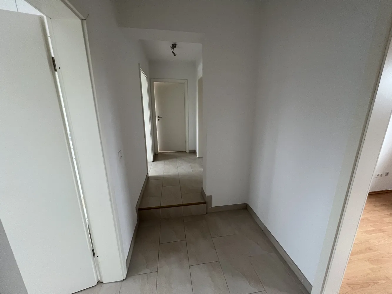 3 Zimmer Wohnung mit 77 m² in Köln – Bild 4