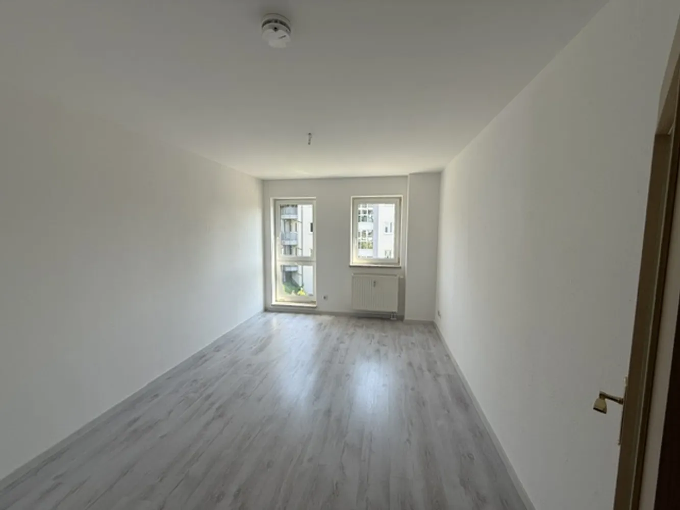 4 Zimmer Wohnung mit 89 m² in Halle (Saale) – Bild 1