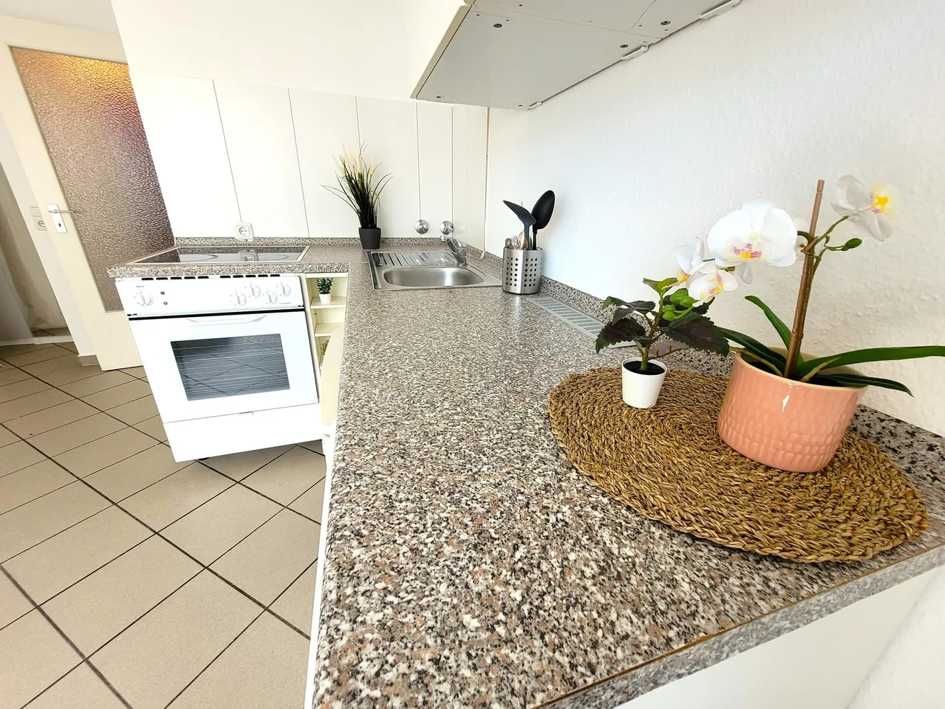 1 Zimmer Wohnung mit 25 m² in Köln – Bild 4