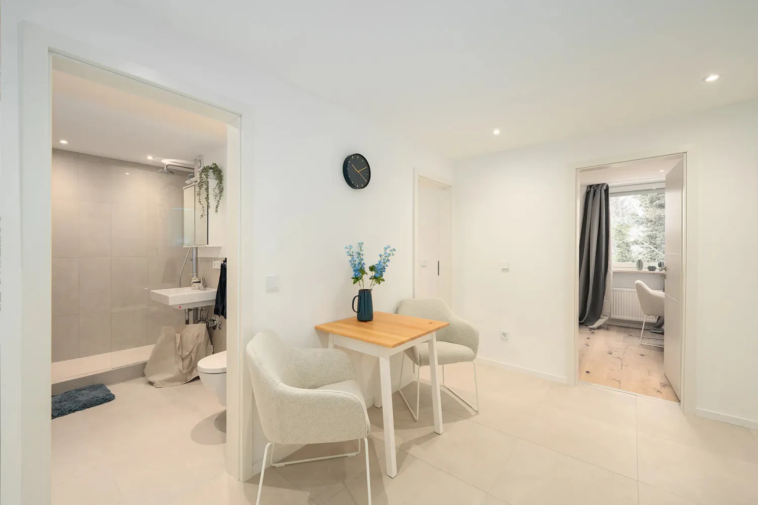 Shared room with 10 m² in Munich – Photo 2